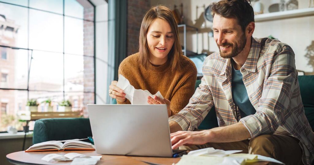 small business owners discussing taxes